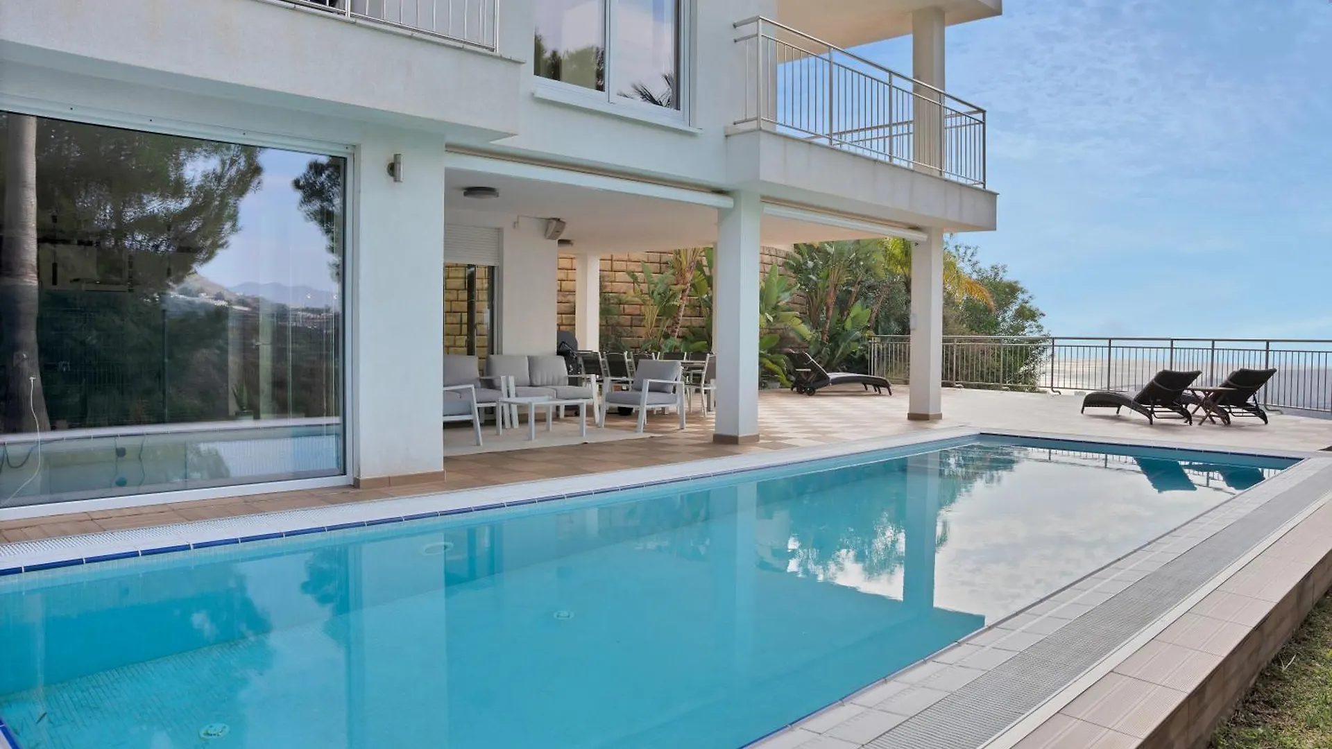 Villa -Heated Pool -Amazing View -Ideal For Groups Mijas Spanje