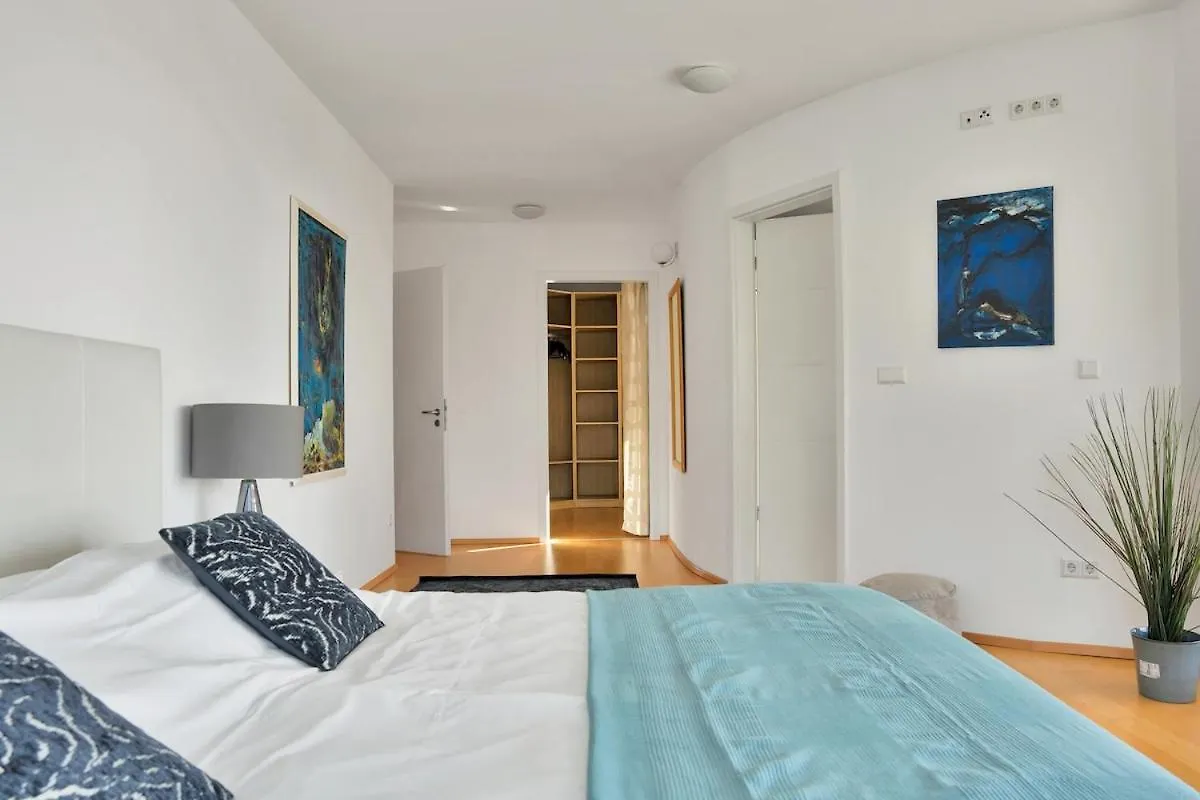 Villa -Heated Pool -Amazing View -Ideal For Groups Mijas