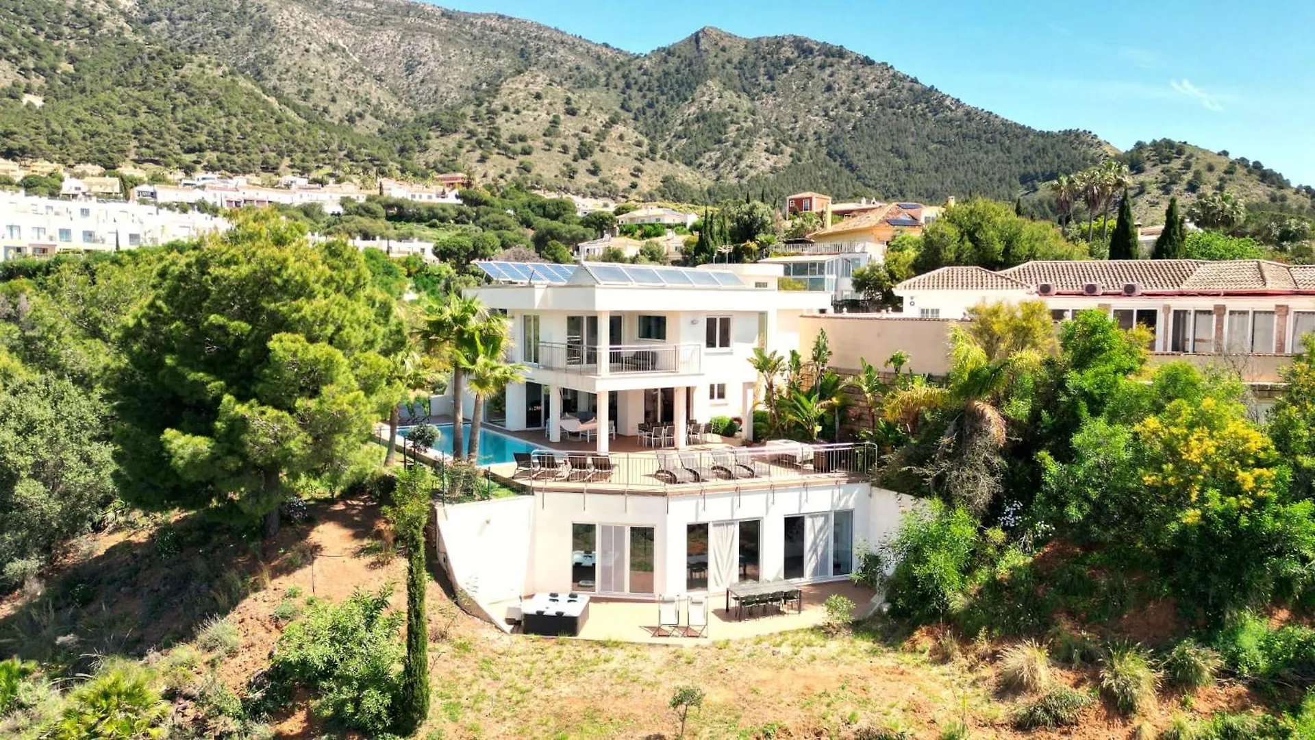 Villa -Heated Pool -Amazing View -Ideal For Groups Mijas 0*,